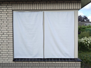 Warmtewerend buiten gordijn